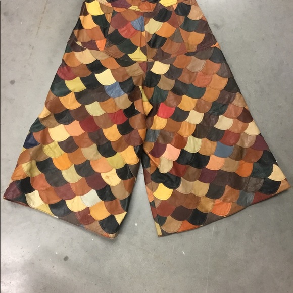 💛PATCHED EM’ UP VINTAGE🧡 - Picture 2 of 5